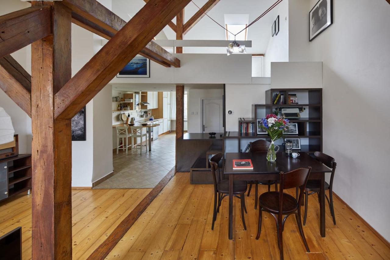 Appartement Prague Days - Sunlit Attic Loft In Vinohrady Extérieur photo
